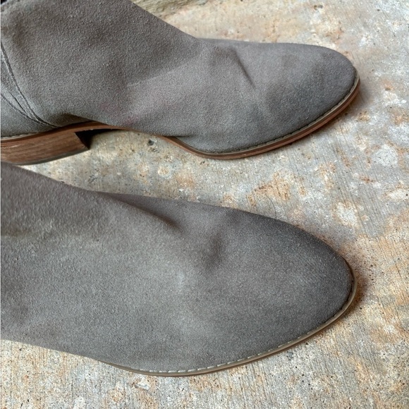 BP Womens 7 Taupe Tan Suede Ankle Boots Booties - Picture 6 of 10